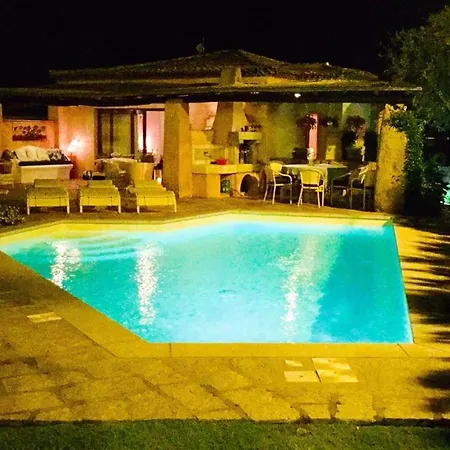 Enchanting In With Private Pool Villa Palau